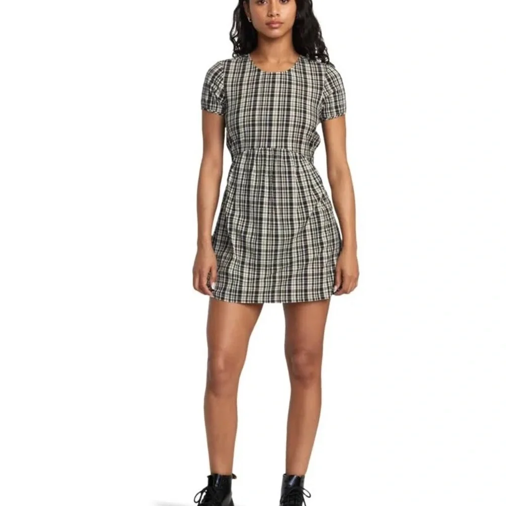 RVCA Black and White Sheath Mini Dress with Puff Cap Sleeves